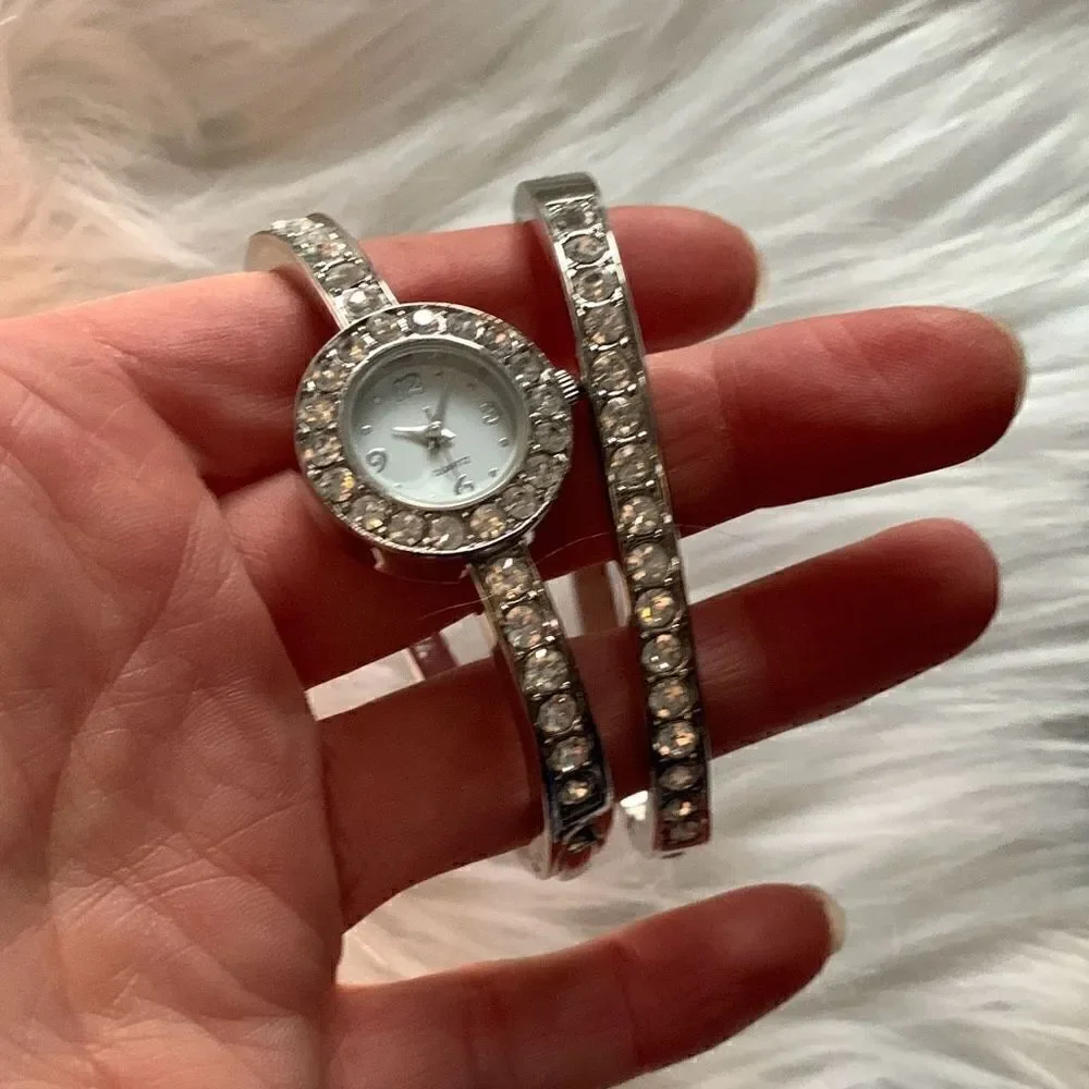 Gift watch set quartz diamonds bracelet - Picture 4 of 4